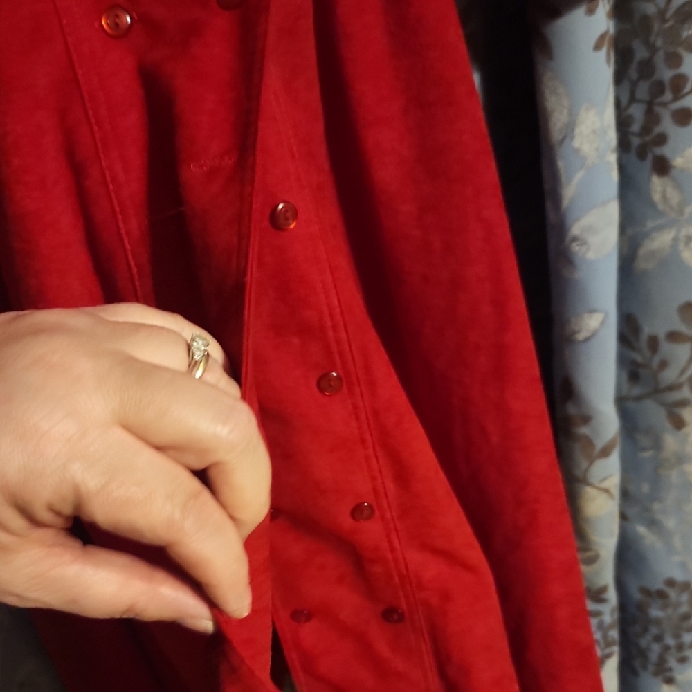 Elegant Red Women's Dress - Picture 5 of 5